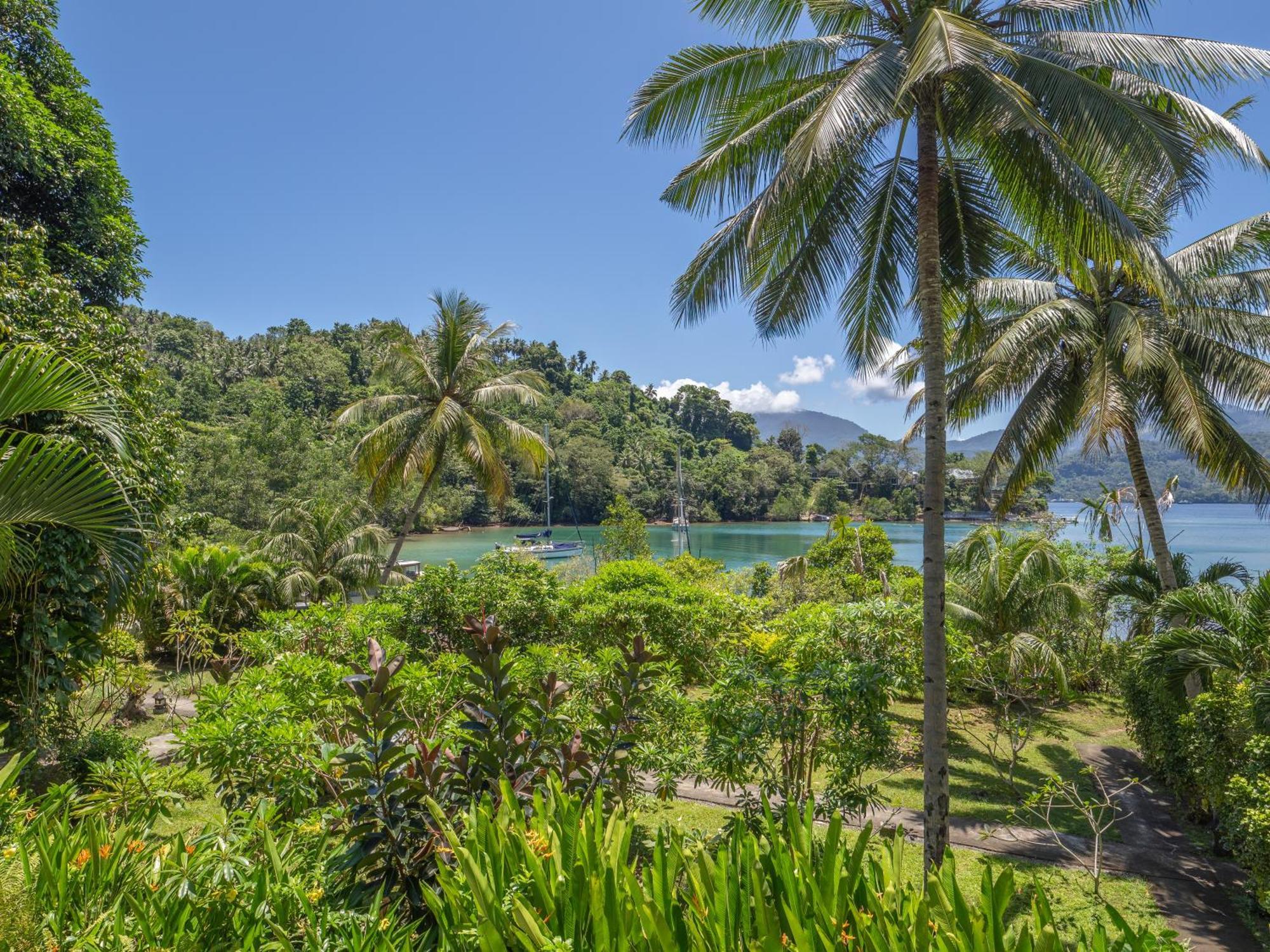 D'Lagoon Dive Resort Bitung Luaran gambar